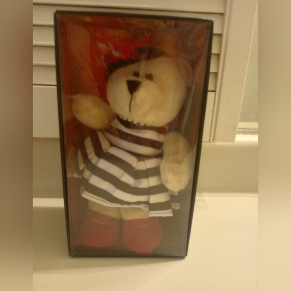 Alice & Olivia and Starbucks Collab 2013 Barista Bear NIB - Picture 2 of 6